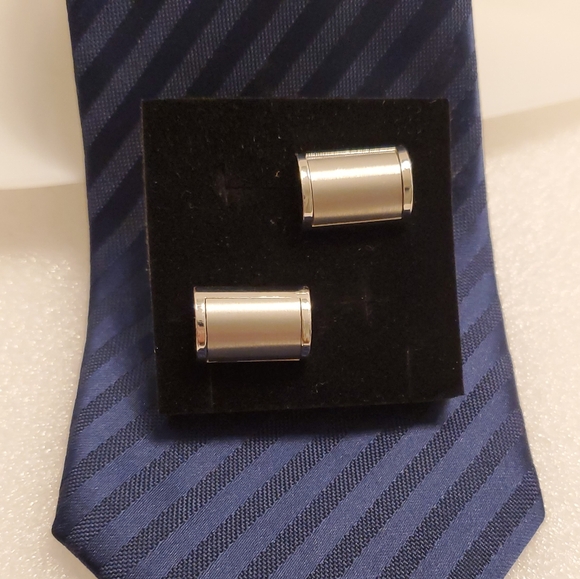 E23 Cufflinks Brush Silver - Picture 1 of 4